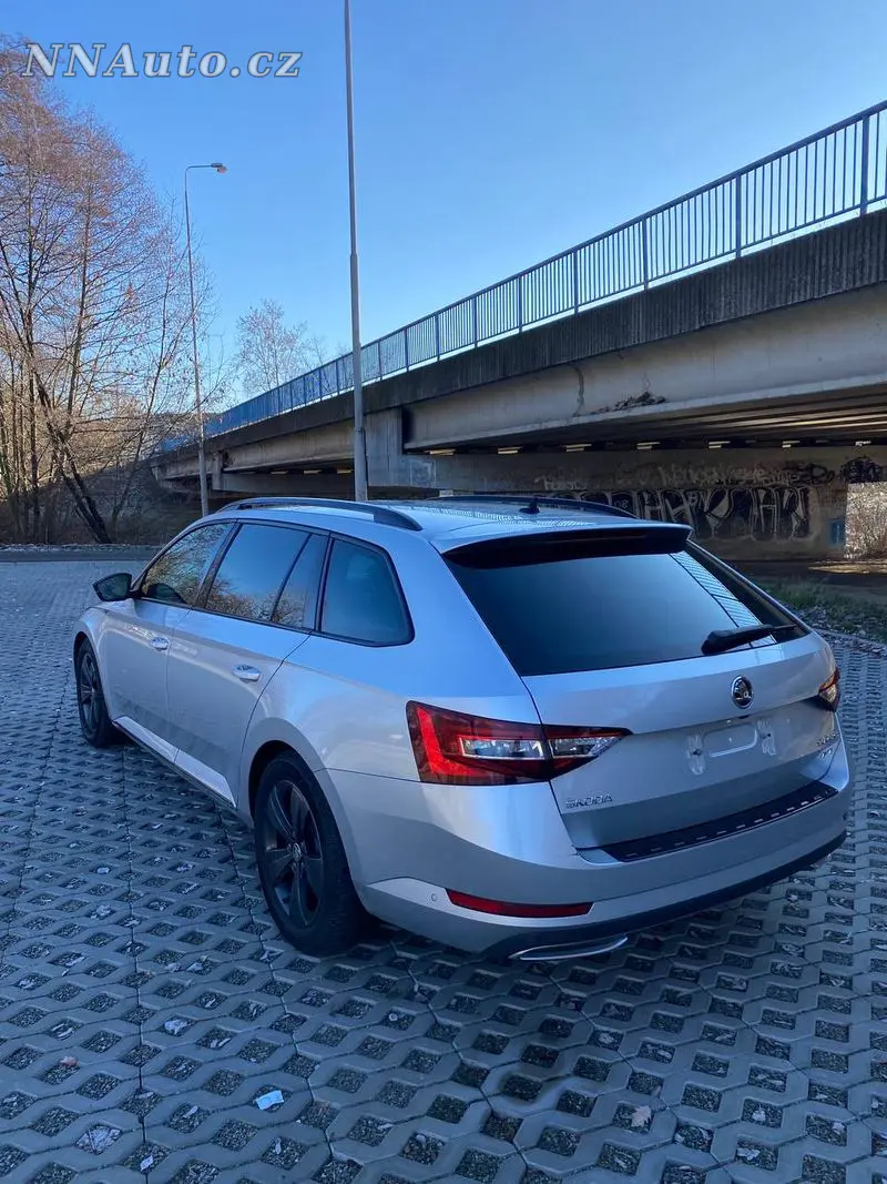 Skoda Superb – foto 7