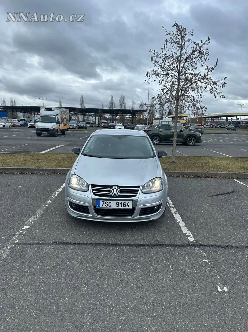 Volkswagen Jetta – foto 2