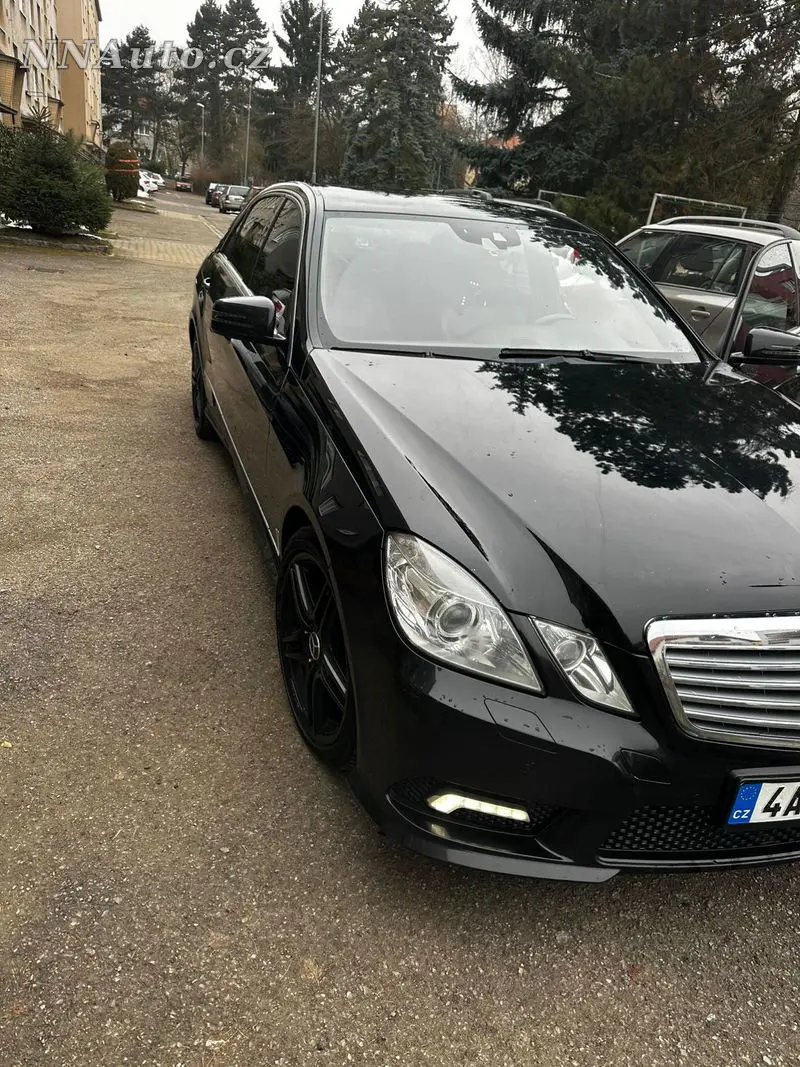 Mercedes-benz E-Class – foto 2