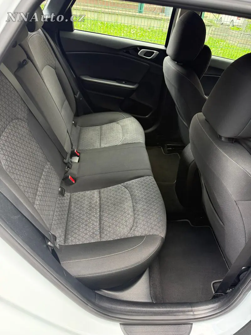 KIA Ceed – foto 8