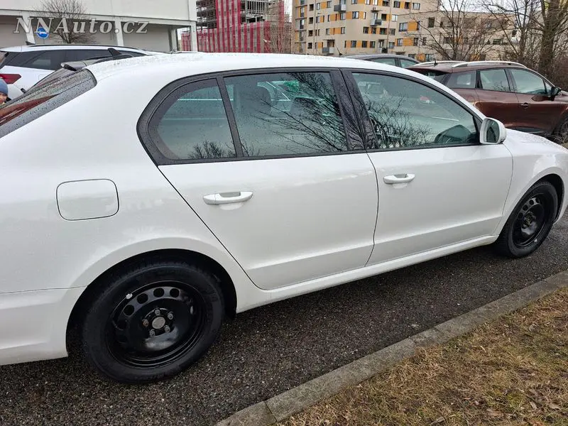 Skoda Superb – foto 8