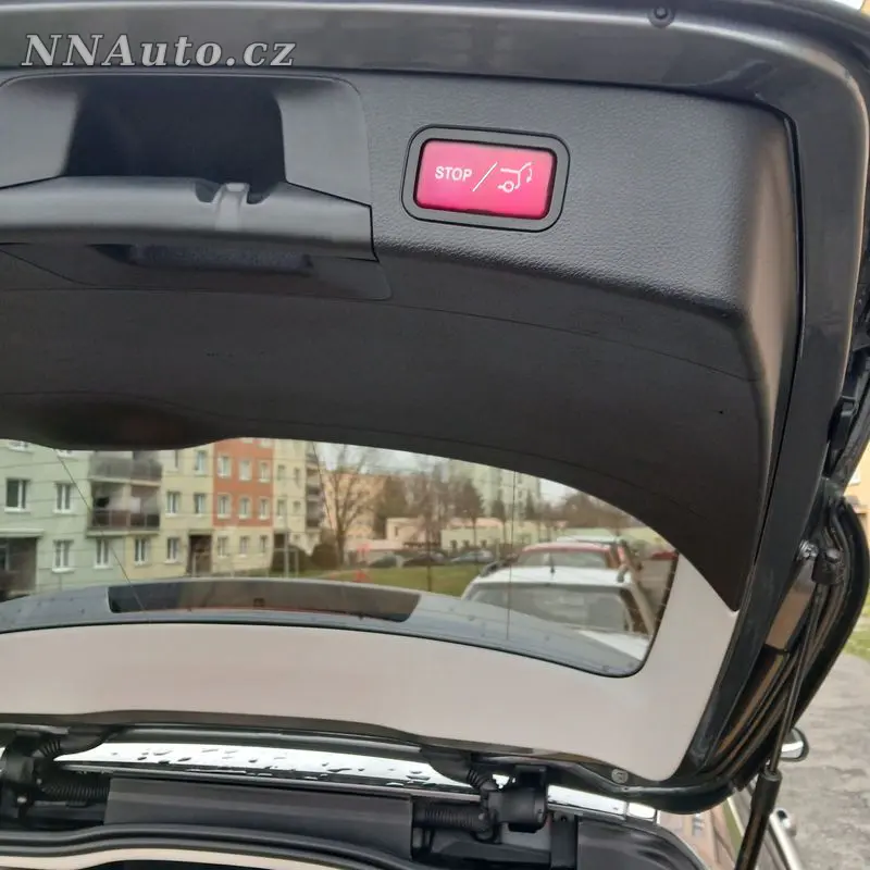 Mercedes-Benz C-Class 2019 – fotografie vozu