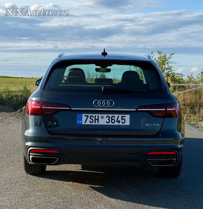 Audi A4 2021 – fotografie vozu