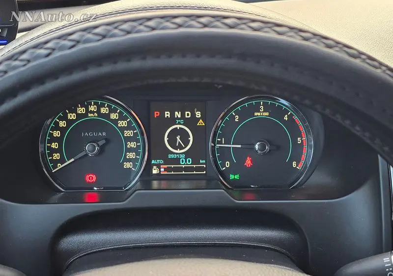 Jaguar Xf – foto 4