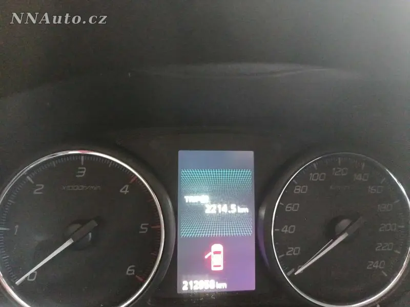 Mitsubishi Outlander – foto 2