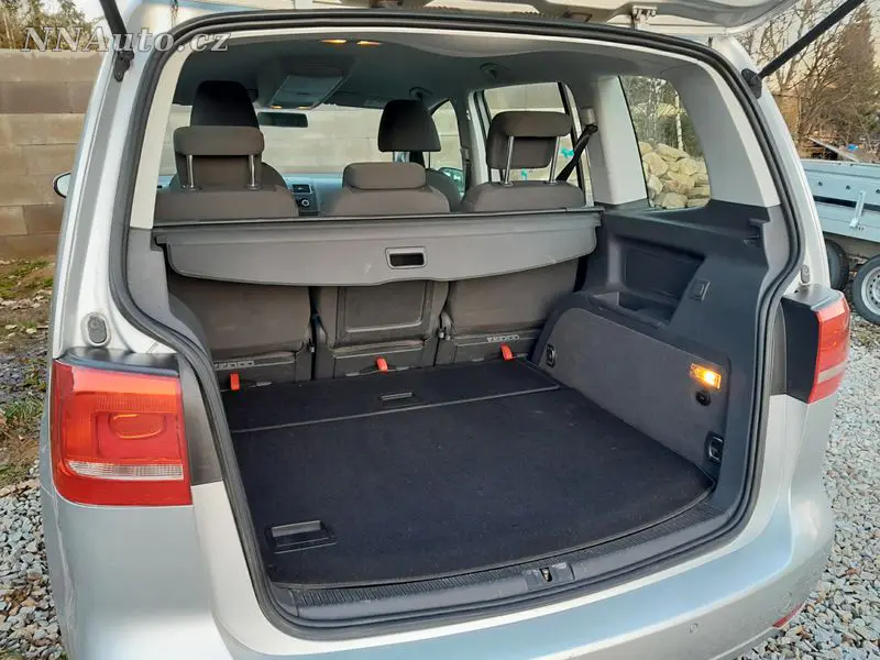 Volkswagen Touran – foto 6