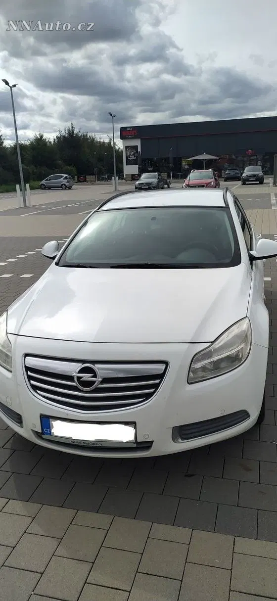 Opel Insignia 2009 na prodej – hlavní fotografie