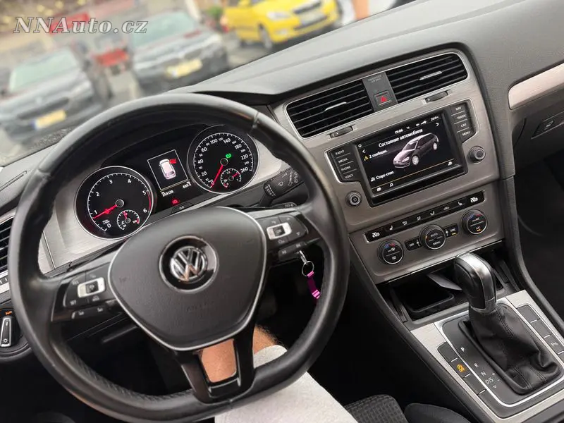 Volkswagen Golf 2016 – fotografie vozu