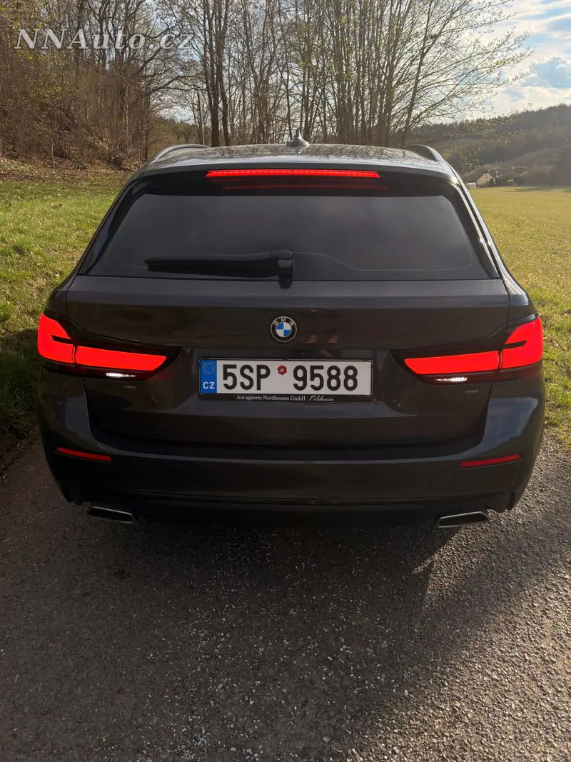 BMW 5-Series-Touring – foto 3